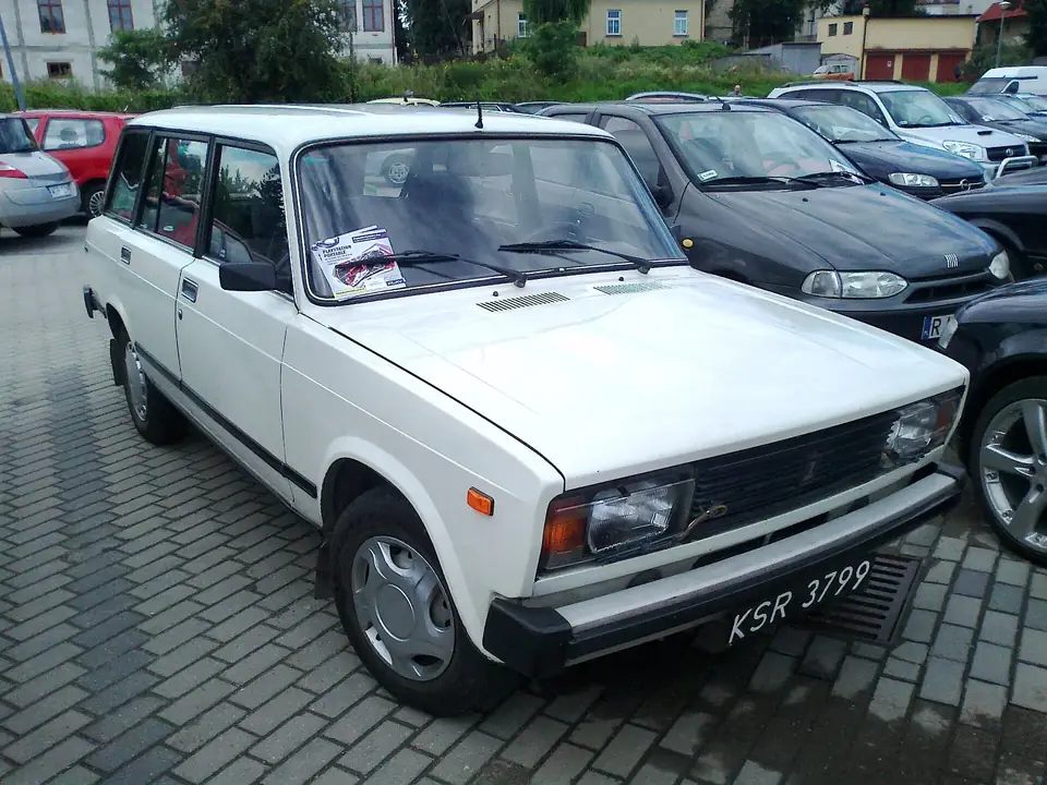 Lada 21043 1500, белый, Ясло (Польша)